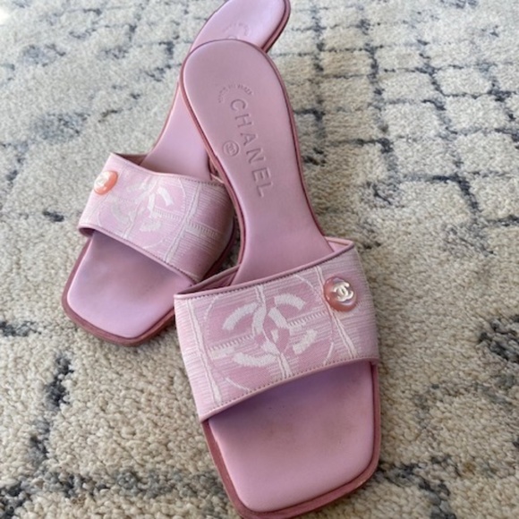 CHANEL Pink Logo Mules, Sz 38,5 - Picture 1 of 4